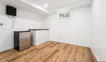 953 Franklin Tpke, Allendale, NJ 07401