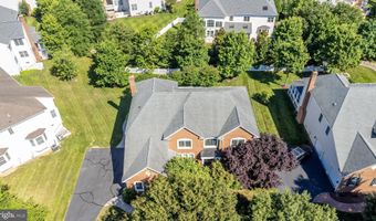20262 KIAWAH ISLAND Dr, Ashburn, VA 20147