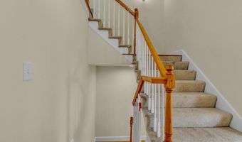 28 John Hancock Dr 28, Ashland, MA 01721