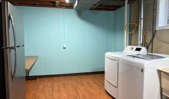 815 Hewett Dr, Ann Arbor, MI 48103