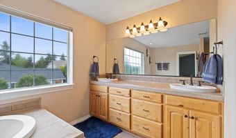 16436 VISIONARY Ct, Oregon City, OR 97045