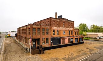 801 6TH Ave E, Alexandria, MN 56308
