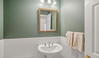 3 Owen Ln, Amherst, NH 03031