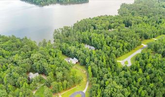 1034 N Pointe Dr, Lincolnton, GA 30817