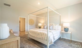 101 Crimson Ln, Savannah, GA 31302