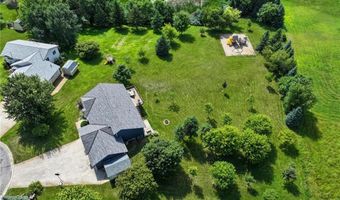 810 Latoka View Ct SW, Alexandria, MN 56308