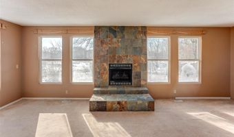 6866 Frandsen Rd, Alhambra, IL 62001