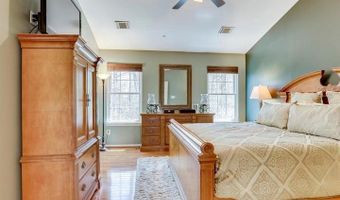 7829 QUILL POINT Dr, Bowie, MD 20720