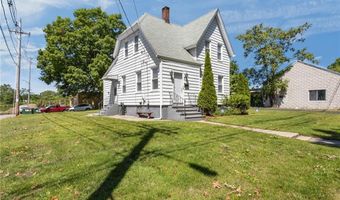 9 Gardner Ave, Cranston, RI 02910