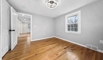 122 High St, Coventry, CT 06238