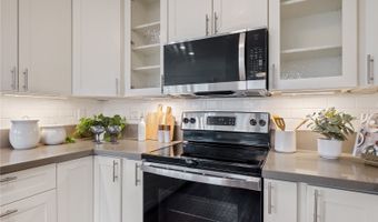 259 A Kihapai St, Kailua, HI 96734