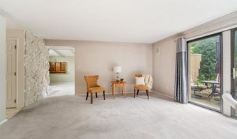 1231 W NICOLET Cir, Appleton, WI 54914
