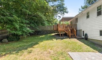 71 Hawthorne Pl, North Providence, RI 02904