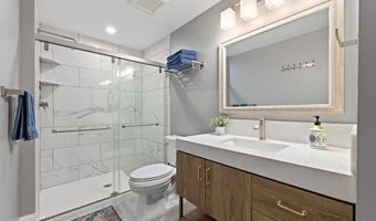 123 CORAL St, Beach Haven, NJ 08008