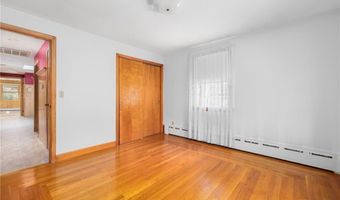 17 Jennie St, Cranston, RI 02920