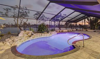 728 SPANISH MAIN Dr, Apollo Beach, FL 33572