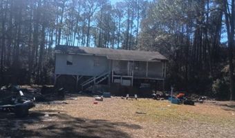8845 DOWNEY St, Bayou La Batre, AL 36509