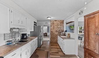 100 Carnation Dr, Andrews, SC 29510
