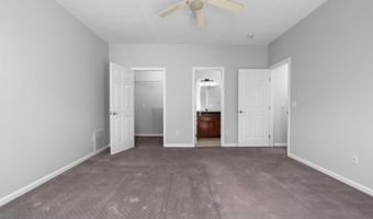 331 Scio Village Ct 279, Ann Arbor, MI 48103