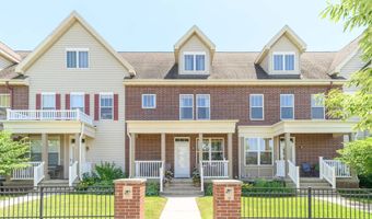 14 S Gardens Way, Fitchburg, WI 53711