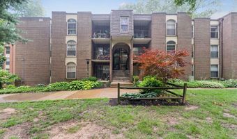 3358 WOODBURN Rd 24, Annandale, VA 22003