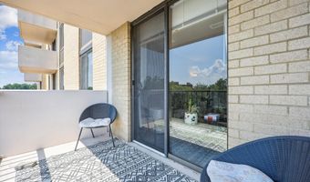 7420 WESTLAKE Ter 801, Bethesda, MD 20817