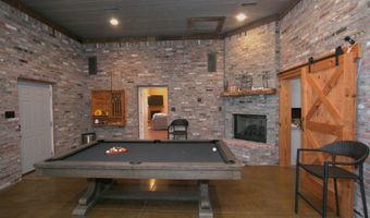 411 DR JENKINS Ln, Altoona, AL 35952