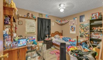 541 N Milton St, Auburn, KS 66402