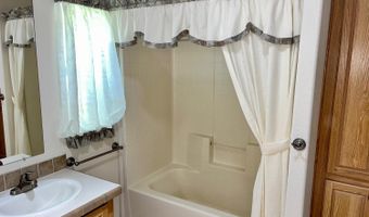 38 Mobile Mnr, Angwin, CA 94508