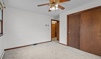 321 Beckwith St, Cranston, RI 02910