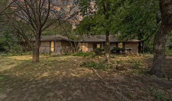 104 Murls Lake Rd, Weatherford, TX 76085