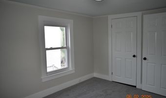 12 Whitten St, Allenstown, NH 03275