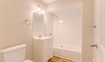 13 Wawayanda Rd, Alloway, NJ 07422