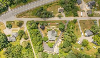 48 Old Searsport Ave, Belfast, ME 04915