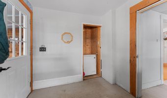 103 Green St, Augusta, ME 04330