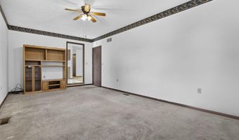 5062 Ashville Rd, Ashville, OH 43103