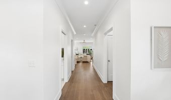 608 Pilot St, Beaufort, SC 29902