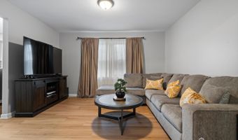 198 Arlington Ave, Aberdeen, NJ 07721