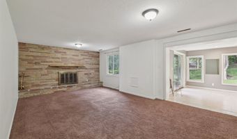 1010 56th St, Des Moines, IA 50311