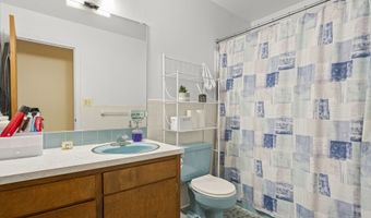 27 Adams Rd, Bloomfield, CT 06002