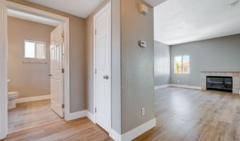 855 N STEPHANIE Street 1724, Henderson, NV 89014