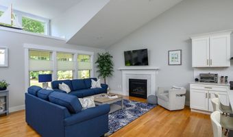 14 Valley Brook Rd, Barnstable, MA 02632