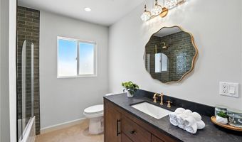 1543 79TH St, Los Angeles, CA 90047