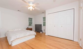 1524 N KENTUCKY St, Arlington, VA 22205