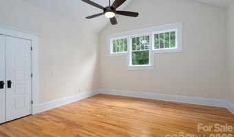 1128 E 35th St, Charlotte, NC 28205