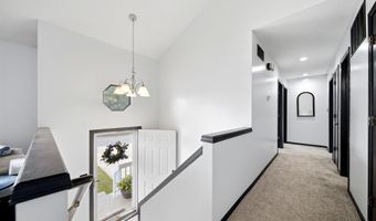 240 E Park Dr, Auburn, KS 66402