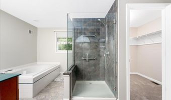 129 Cambridge Rd, Bedford, NH 03110
