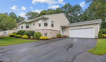 4 Hunters Run, North Providence, RI 02904
