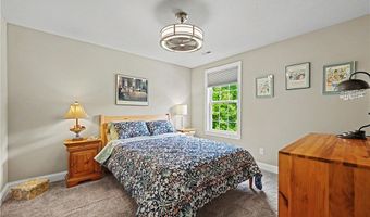 609 Burgess Cir, Aurora, OH 44202