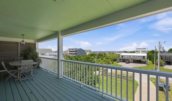 112 Robin Ave B, Atlantic Beach, NC 28512